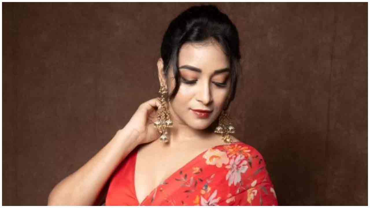 Bhanu Shree | ట్రెండీ డ్రెస్‌లో మదిని దోచుకుంటున్న భానుశ్రీ‌..