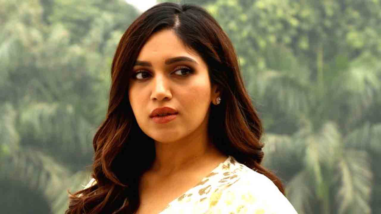 పరిశోధనాత్మక జర్నలిస్టుగా భూమి పెడ్నేకర్‌