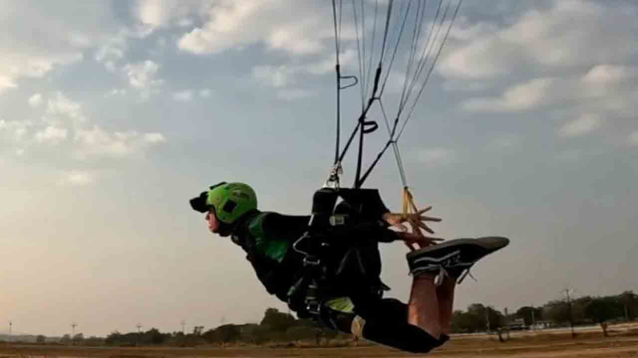 Skydiver | తెరుచుకోని పారాచూట్‌.. 29వ అంతస్తుపై నుంచి పడి స్కైడైవర్‌ మృతి