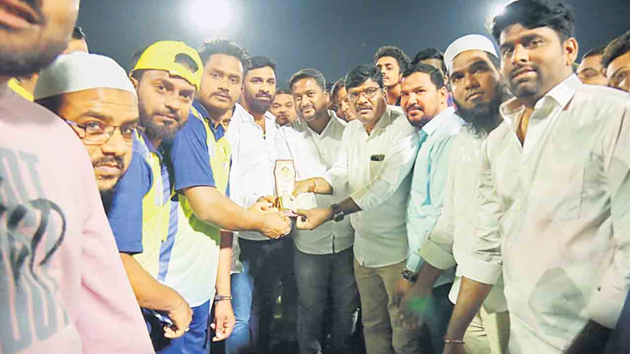 కేసీఆర్ కప్ సీజన్ – 3 విజేత అంబేద్కర్ ఆజాద్ జట్టు