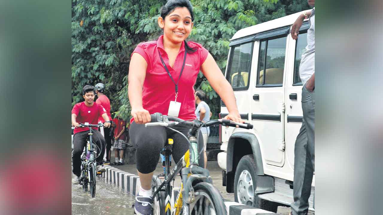 100 రోజుల.. సైక్లింగ్‌ చాలెంజ్‌