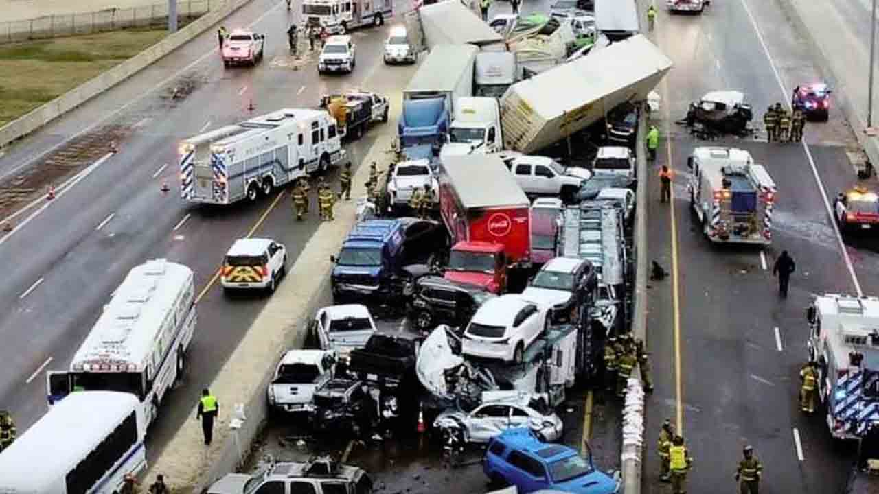 California | ఒకదానినొకటి ఢీకొన్న 35 వాహనాలు.. ఇద్దరు మృతి, 9 మందికి గాయాలు