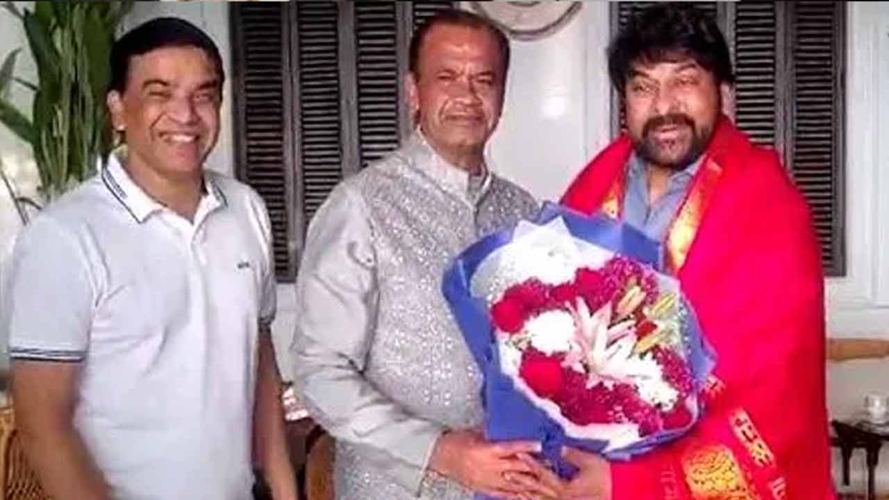 Minister Komatireddy | మెగాస్టార్‌ చిరంజీవి మరింత ఉన్నత స్థానాలకు ఎదగాలి: మంత్రి కోమటిరెడ్డి