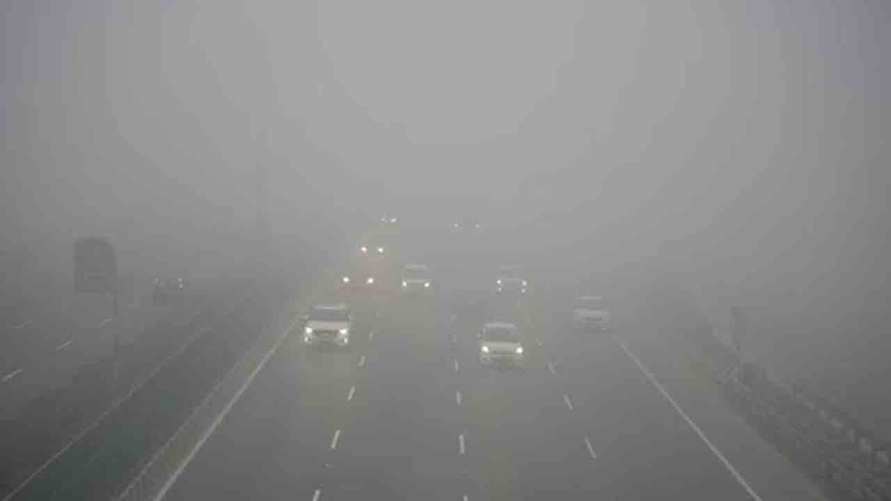 Schools closed | గజగజ వణికిస్తున్న చలి.. జనవరి 6 వరకు బడులకు మూత..!