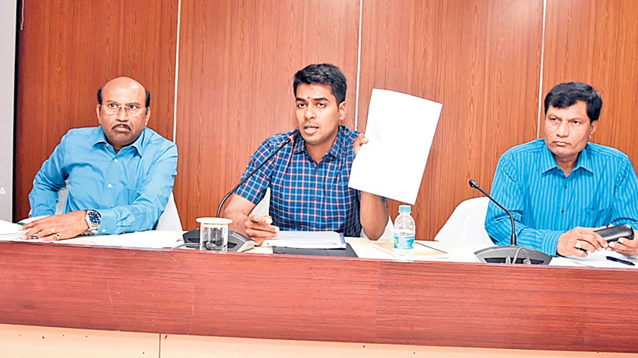 గాంధీ వర్ధంతికి ఏర్పాట్లు