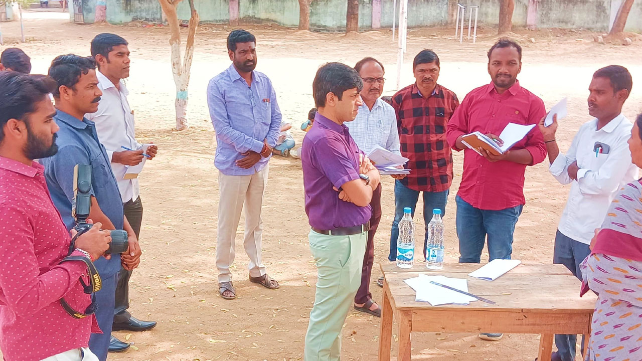 ఓటరుగా నమోదు చేసుకోవాలి