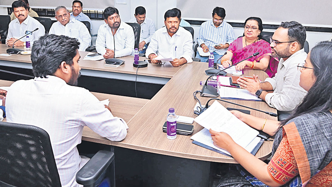 ఓటరు జాబితా సవరణనుపకడ్బందీగా చేపట్టాలి