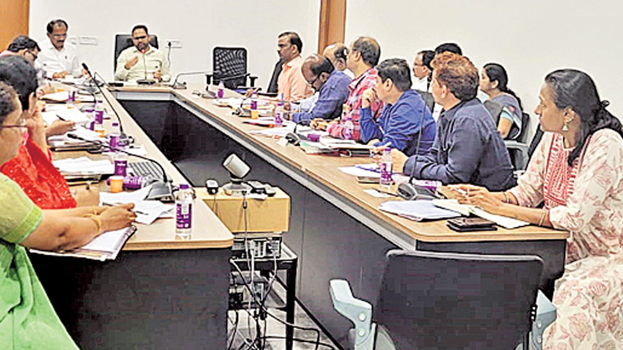 పార్లమెంట్‌ ఎన్నికలకు సహకరించండి