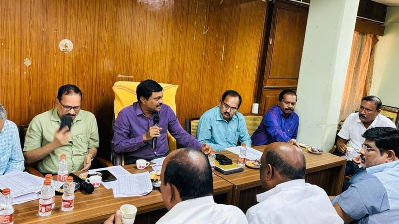 నెలాఖరులోగా సీఎంఆర్‌ పూర్తి చేయాలి