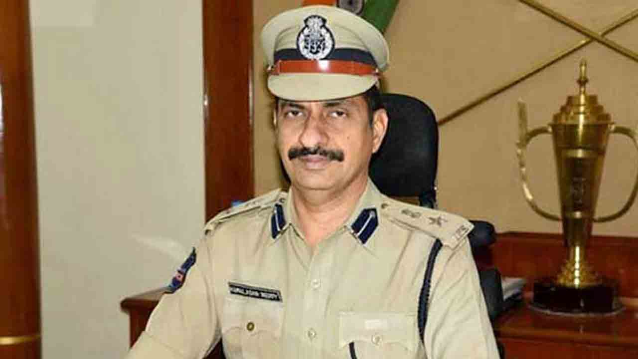 అనర్హులకు మందులు అమ్మితే చర్యలు