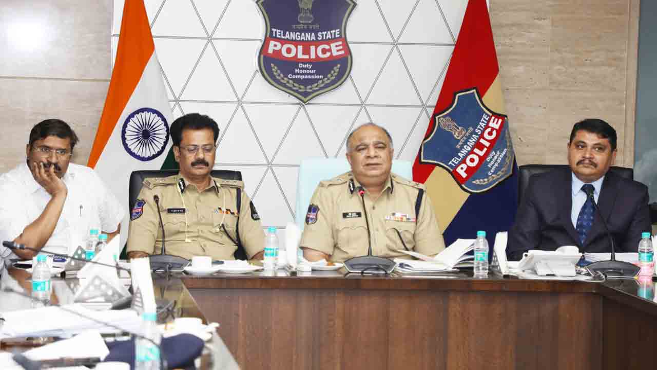 Telangana DGP | రోడ్డు భద్రత మాసాన్ని పకడ్బందీగా నిర్వహించాలి : డీజీపీ రవిగుప్తా ఆదేశాలు