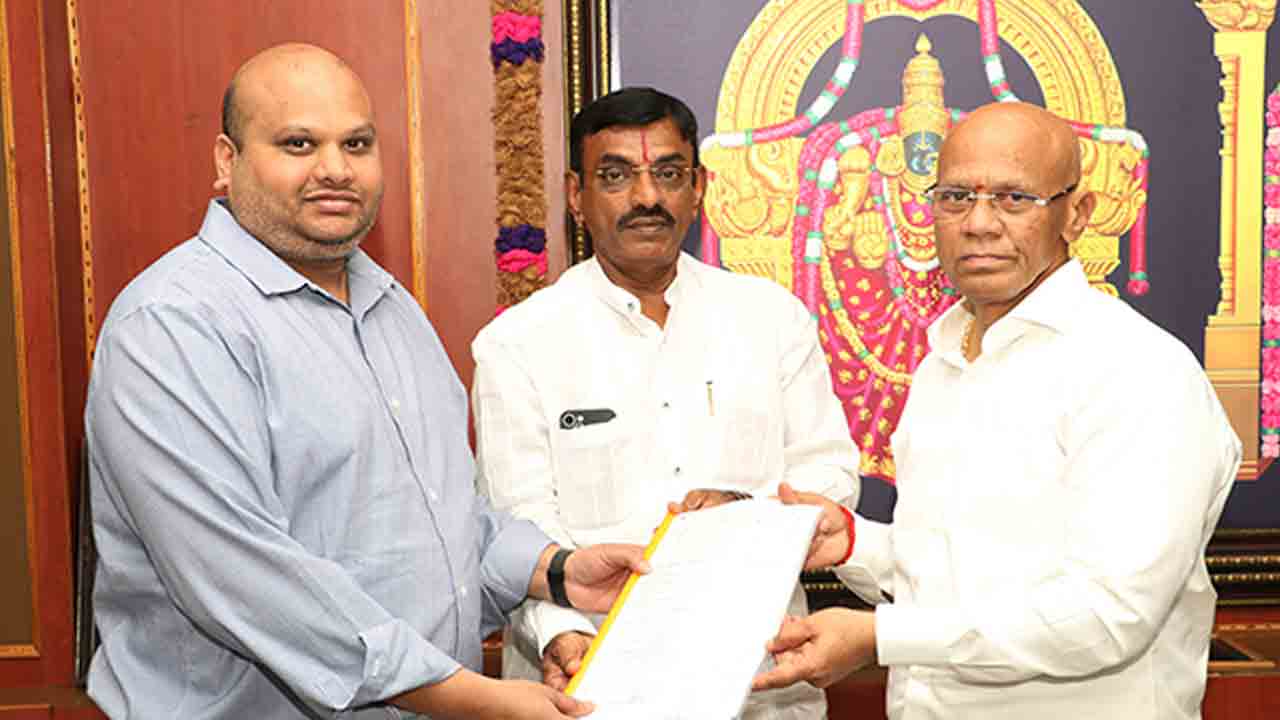 Donation | ఎస్వీబీసీ ట్రస్టుకు ప్రవాస భారతీయుడు రూ.10 ల‌క్షలు విరాళం అందజేత