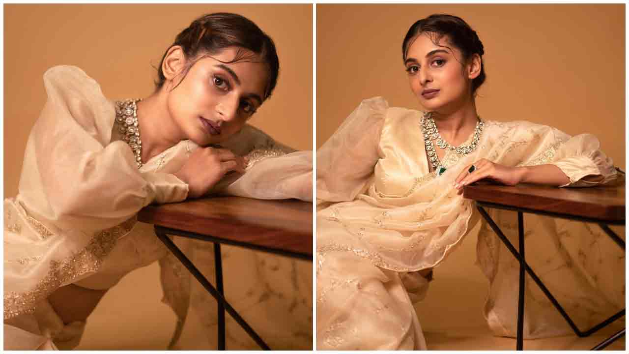 Esther Anil | ఓర చూపులతో కవ్విస్తున్న ఎస్తర్ అనిల్..