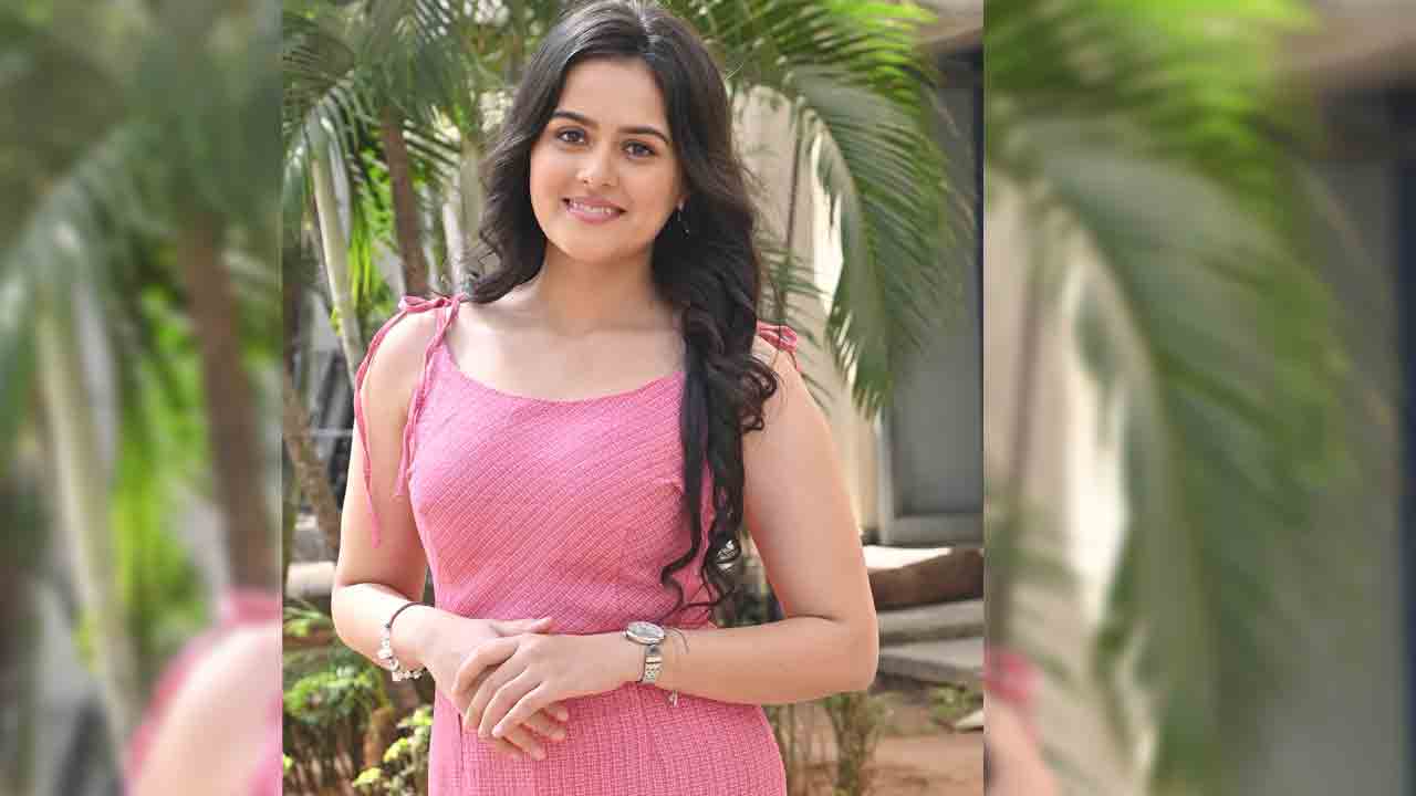 తనువంతా సింగారం.. తన్వి!