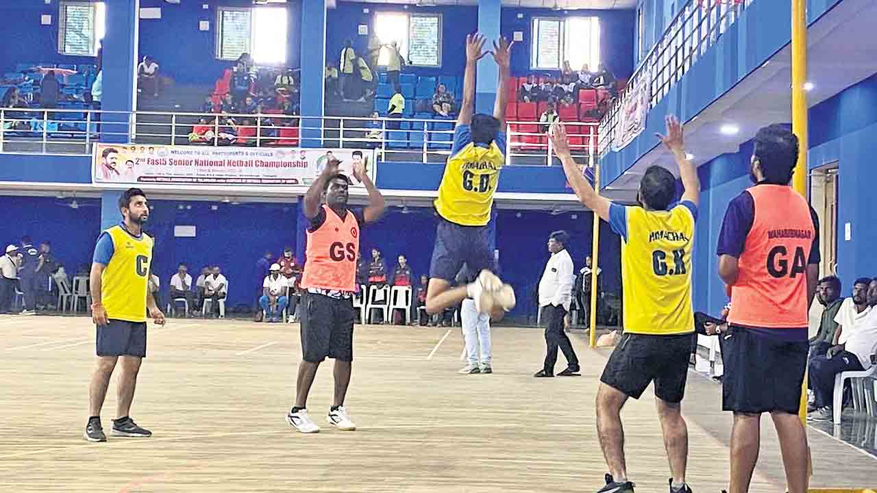 తెలంగాణ ముందంజ