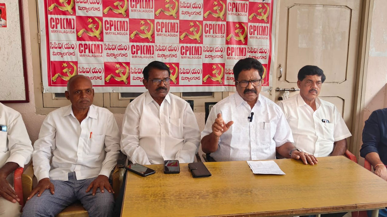 సాగర్‌ ఎడమ కాల్వకు నీటిని విడుదల చేయాలి