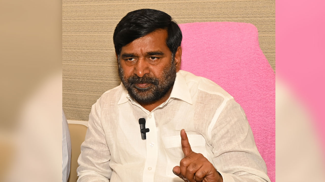 కోమటిరెడ్డీ.. తీరు మారకుంటే చెప్పు దెబ్బలు ఖాయం