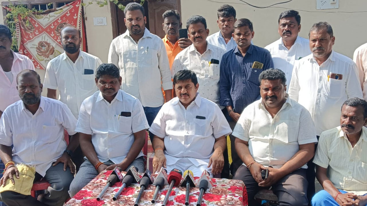 అవిశ్వాసాలు వద్దు.. హామీలను అమలు చేయండి