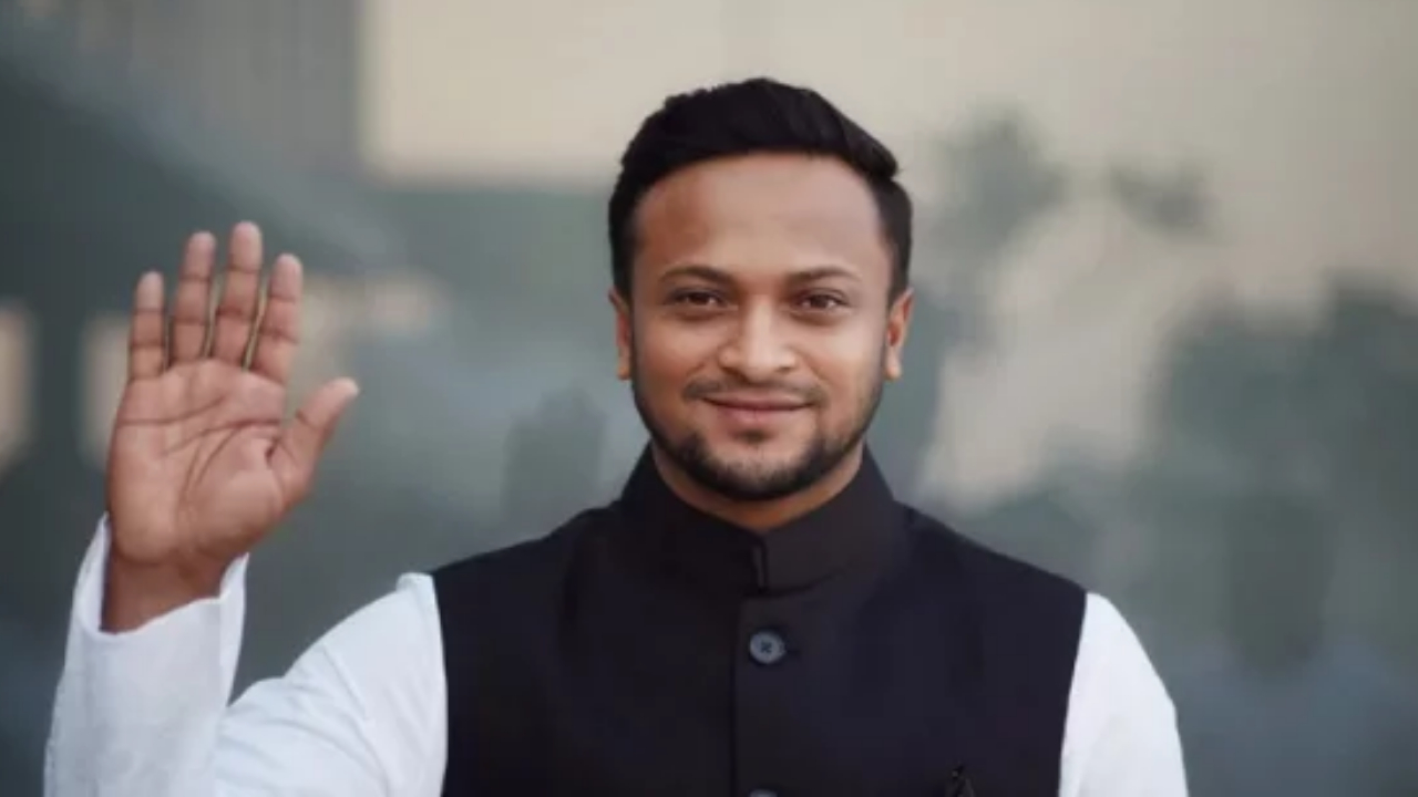 Shakib Al Hasan: అభిమాని చెంప చెల్లు.. మరో కాంట్రవర్సీలో బంగ్లాదేశ్‌ ఎంపీ..