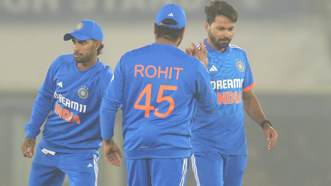 INDvsAFG 1st T20I: రాణించిన భారత బౌలర్లు.. టీమిండియా టార్గెట్‌ ఎంతంటే..!