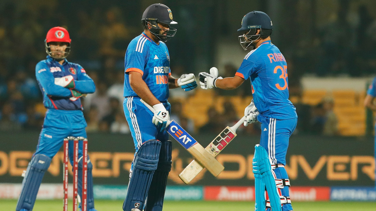 INDvsAFG 3rd T20I:  బెంగళూరులో హిట్మ్యాన్ షో.. రింకూ తోడుగా కెప్టెన్ వీరవిహారం.. అఫ్గాన్ ఎదుట భారీ స్కోరు