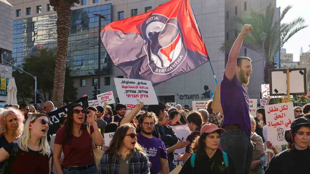 Gaza-Israel | గాజాపై బాంబుల దాడి పట్ల ఐసీజే సీరియస్.. మారణ హోమానికి పాల్పడొద్దని హెచ్చరిక..!