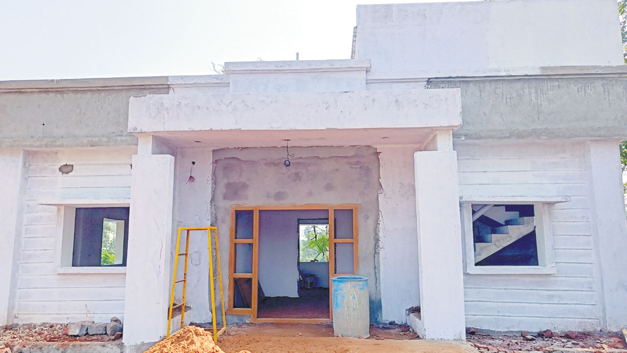 శరవేగంగా జీపీ భవనాలు