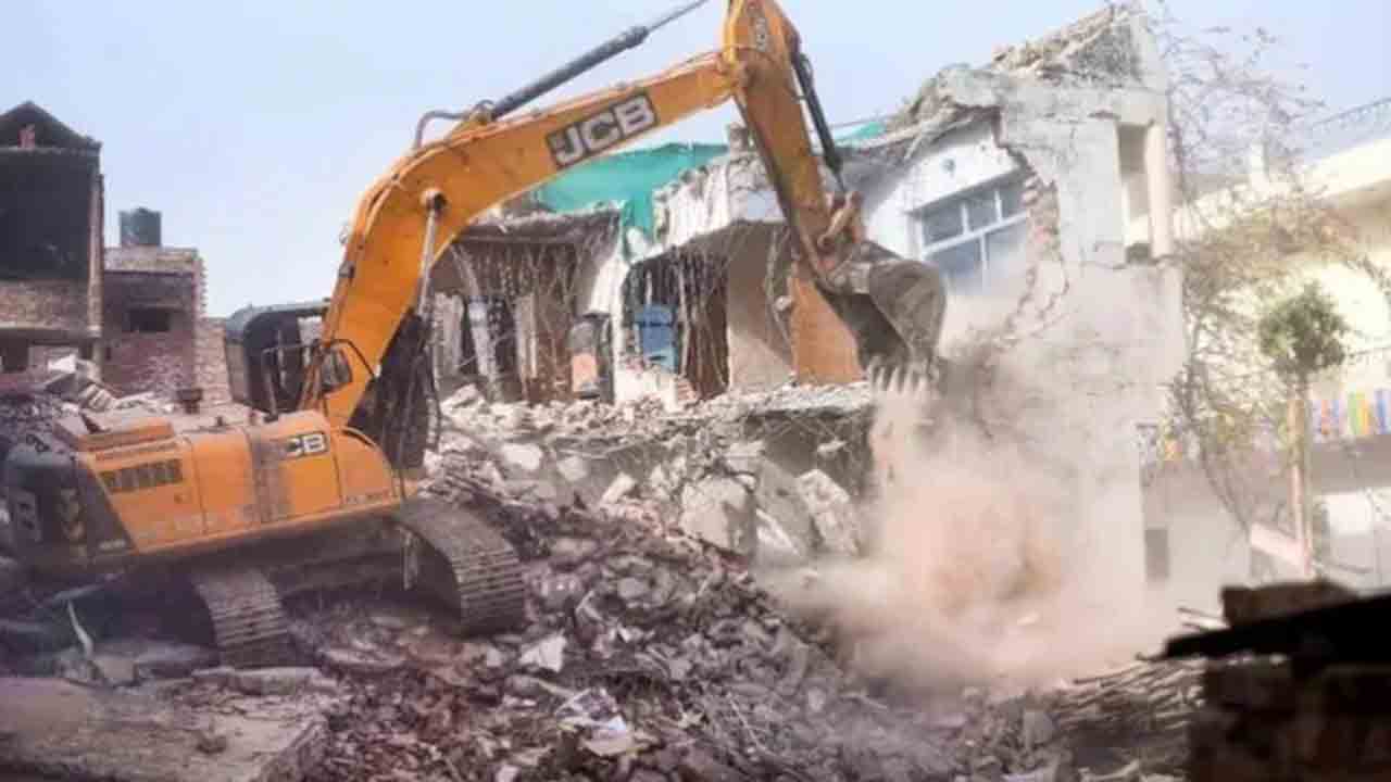 Somnath temple | సోమనాథ్ ఆలయ భూమిలో ఆక్రమణలు తొలగింపు.. ఇండ్లు, గుడిసెలు నేలమట్టం