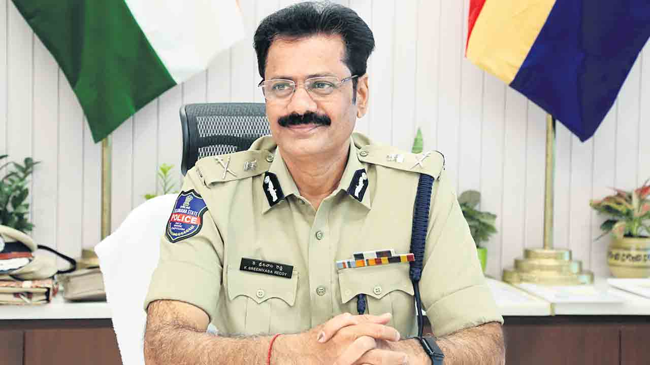 పతంగుల వేళ..పిల్లలు పైలం