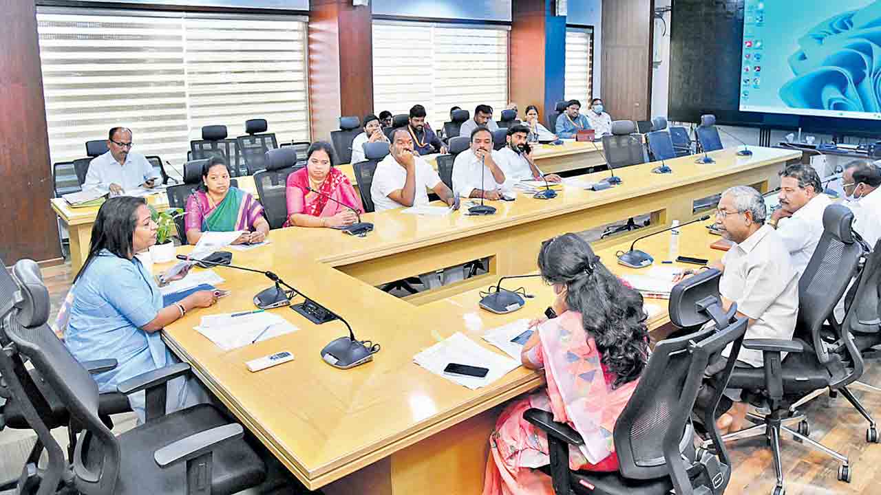 తూతూ మంత్రంగా ఫుడ్‌ సేఫ్టీ తనిఖీలు