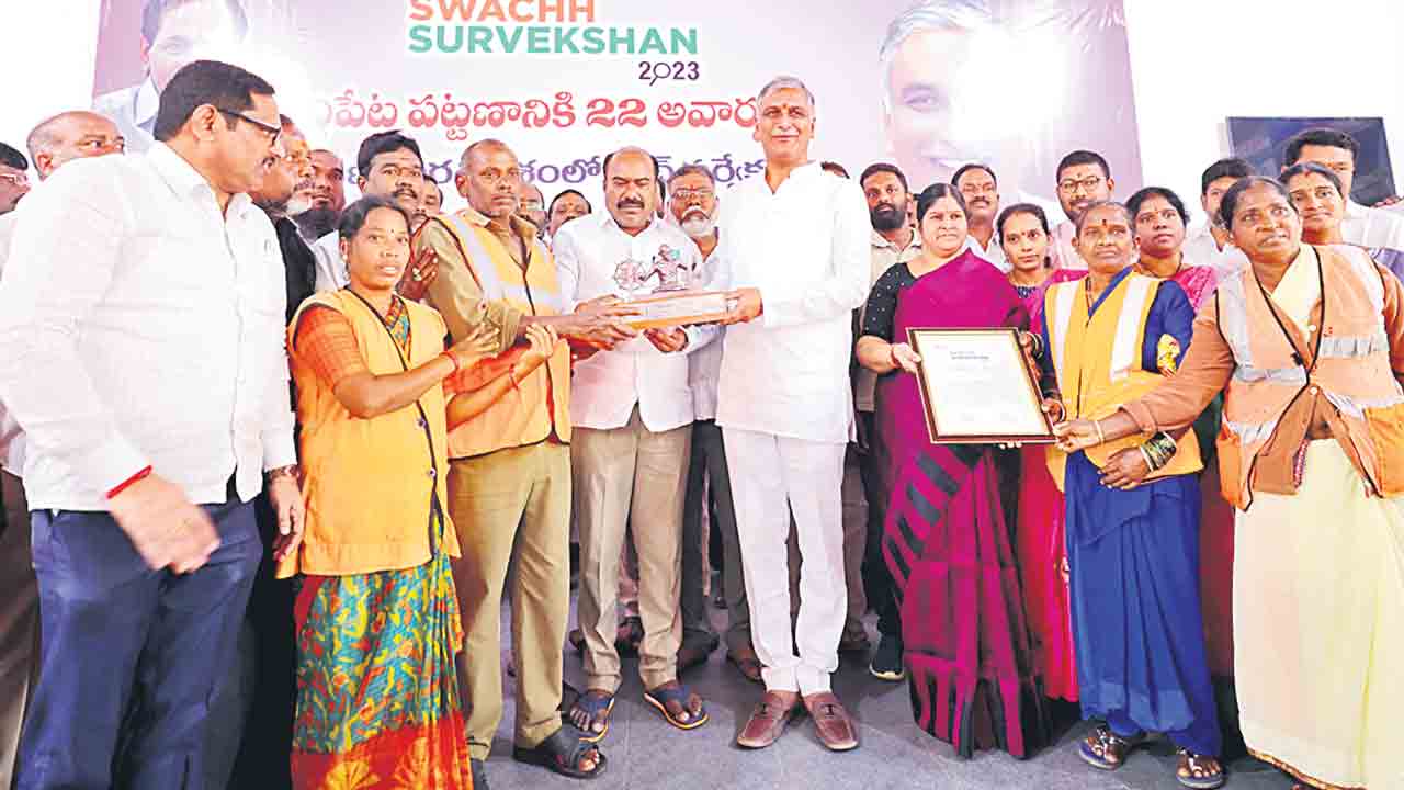 పారిశుధ్య కార్మికులు సామాజిక వైద్యులు