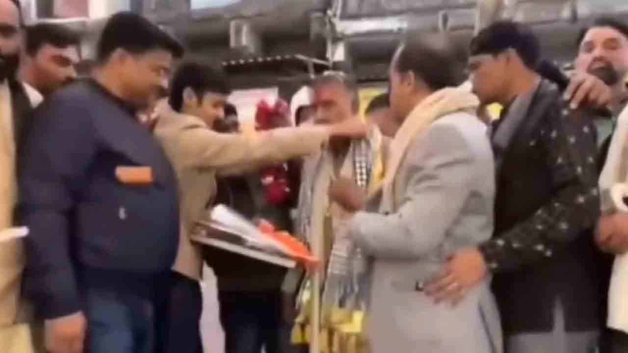 Heeralal Nagar | మంత్రిని సన్మానిస్తుండగా కూలిన వేదిక.. 40 మందికి గాయాలు