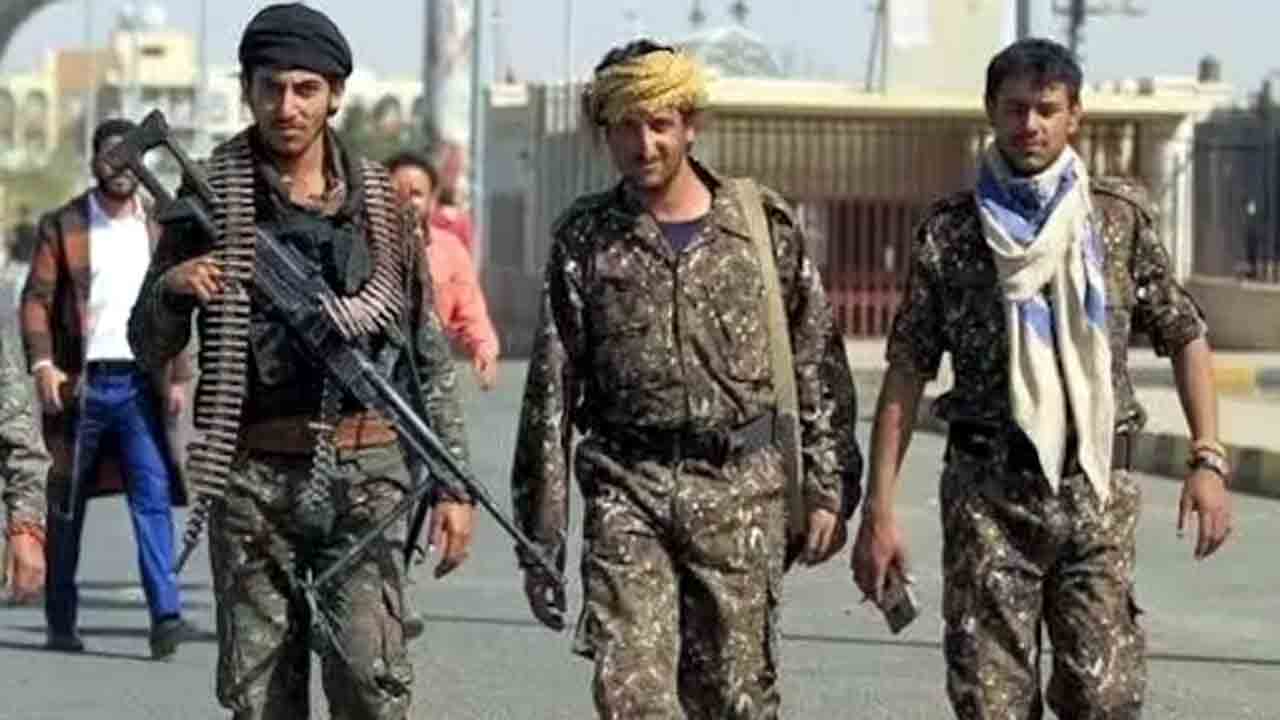 Houthis | నౌకలపై దాడులు ఆపబోము.. యూఎస్‌, యూకే దేశాలు భారీ మూల్యం చెల్లించుకోక తప్పదు : హౌతీ రెబల్స్‌