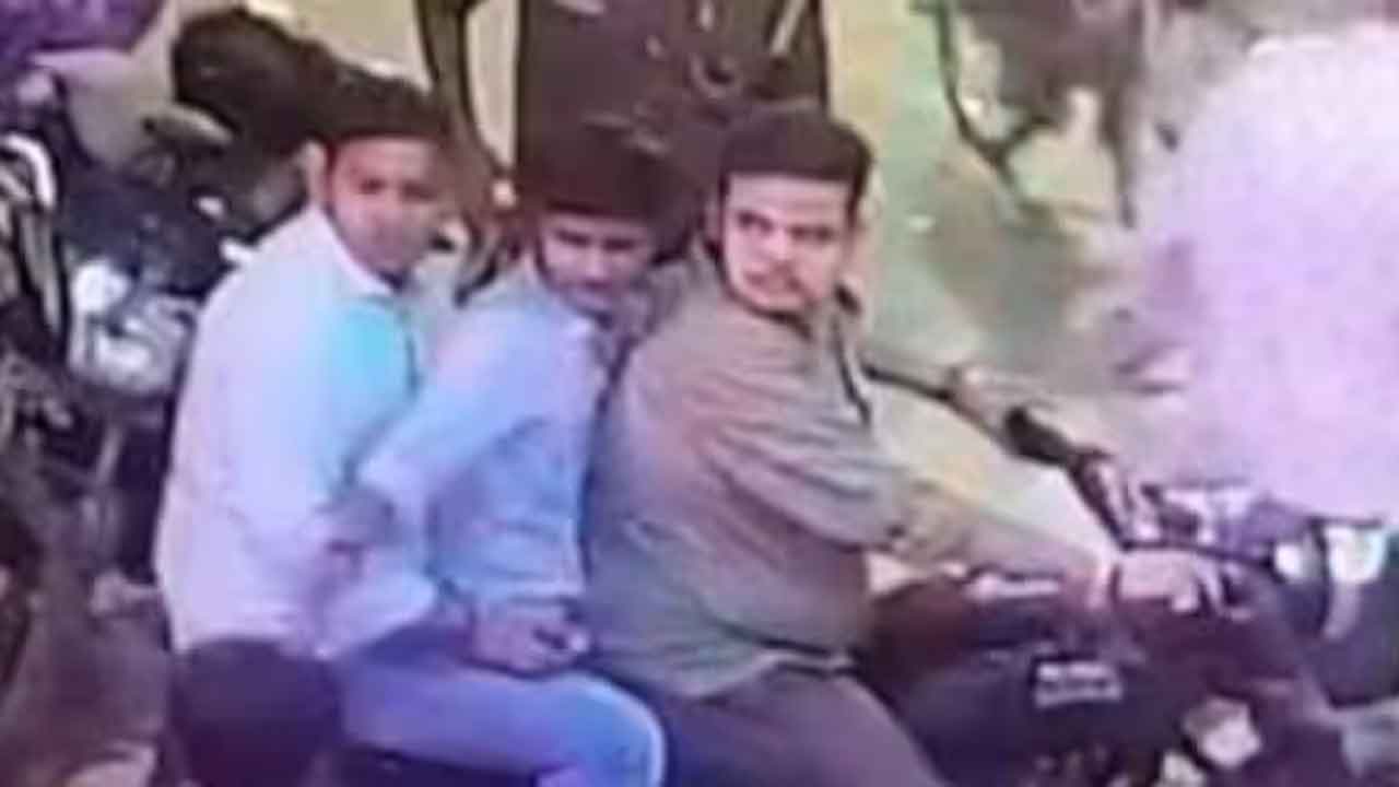 BJP | ఐఐటీ విద్యార్థినిపై వేధింపులు.. ముగ్గురు కార్యకర్తలపై బీజేపీ వేటు