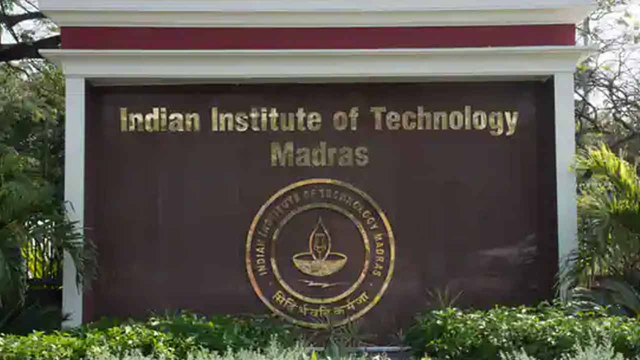 IIT Madras | ఇంజినీర్‌ కమ్‌ డాక్టర్‌.. ఐఐటీ మద్రాస్‌లో కొత్తగా మెడికల్‌ సైన్సెస్‌ అండ్‌ ఇంజినీరింగ్‌ డిగ్రీ
