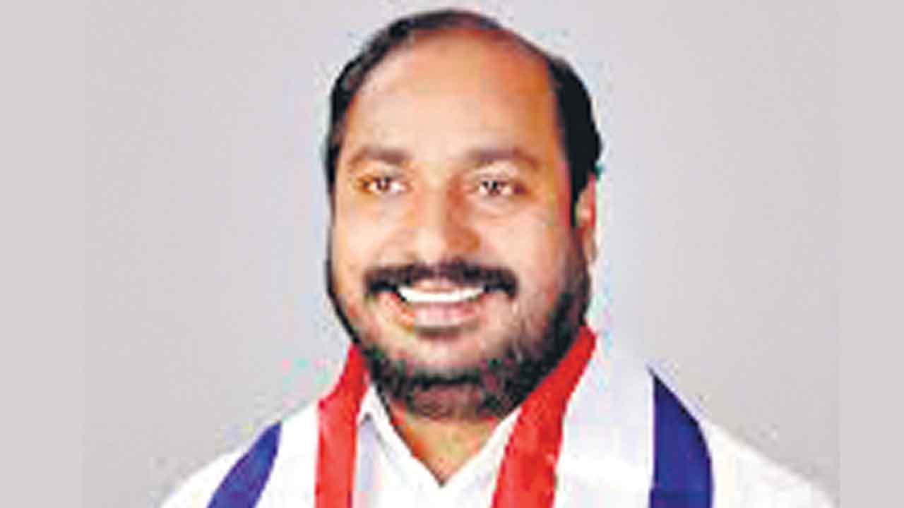 ప్రభుత్వ సలహాదారుల్లో బీసీలు ఎందుకు లేరు?