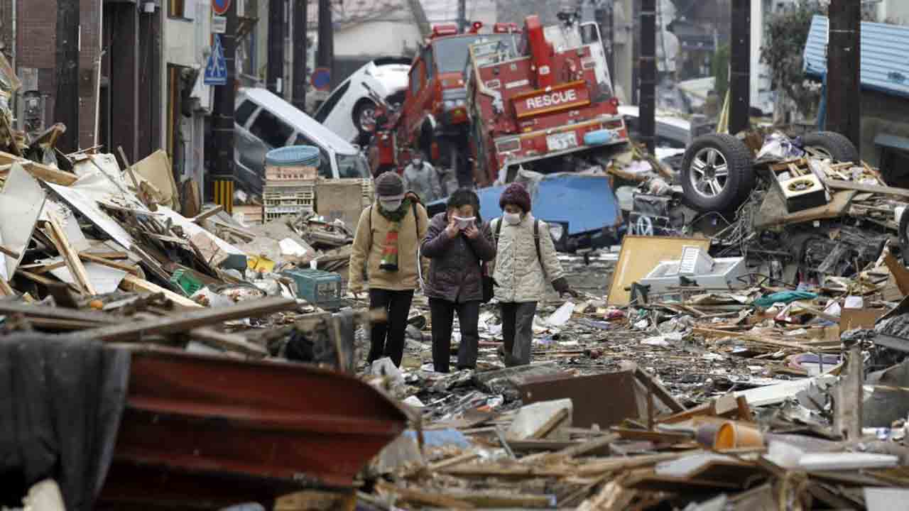 earthquake | 98కి పెరిగిన జపాన్‌ భూకంపం మృతుల సంఖ్య.. 450 మందికి గాయాలు.. గల్లంతైన వారికోసం ముమ్మర గాలింపు