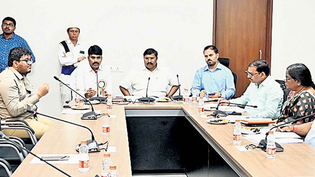 ఓటరు జాబితాలో తప్పులుండొద్దు