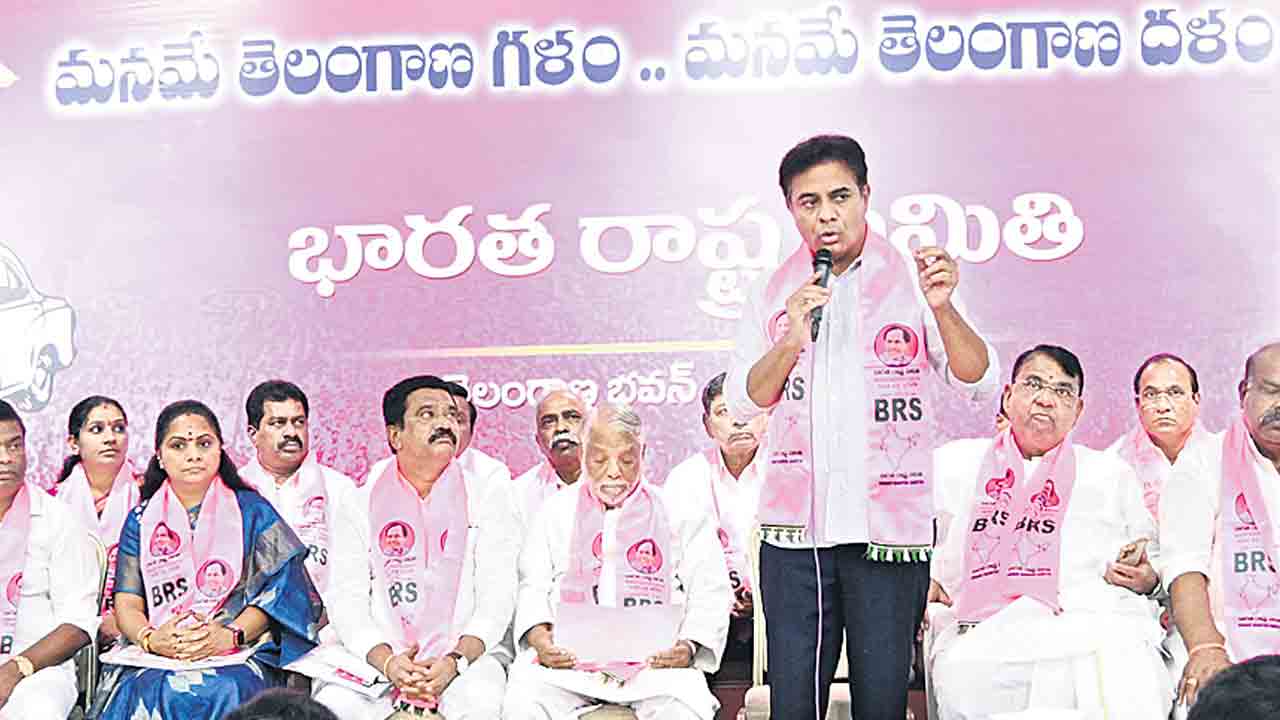 ఐక్యంగా సత్తా చాటాలి
