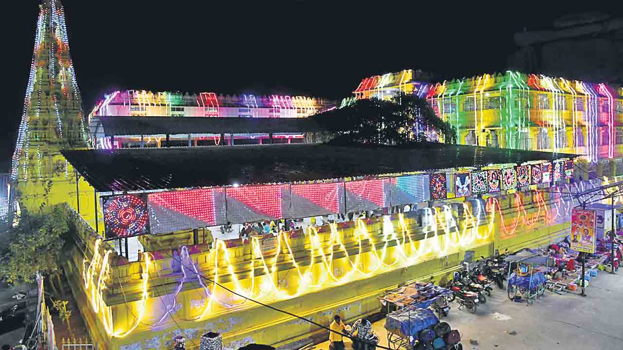 మల్లన్న జాతరొచ్చింది..