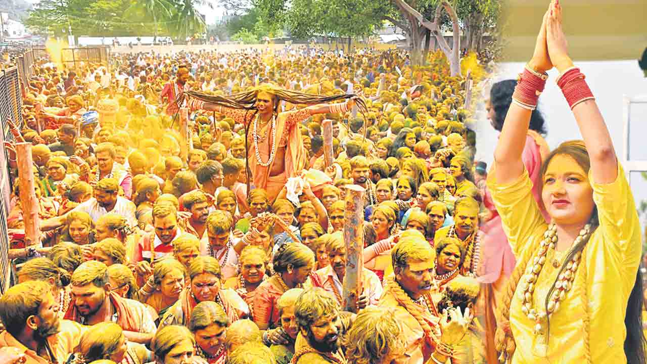 భక్తజనం.. బండారి మయం