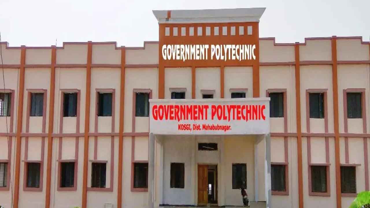 కొత్తగా 11 ప్రభుత్వ ఇంజినీరింగ్ కాలేజీలు