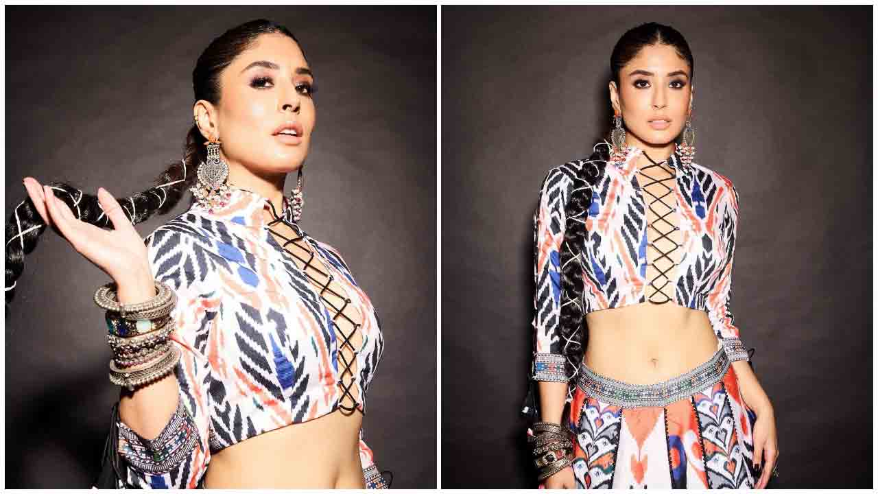 Kritika Kamra | ట్రెండీ డ్రెస్‌లో అలరిస్తున్న బాలీవుడ్‌ బ్యూటీ కృతిక కమ్రా..