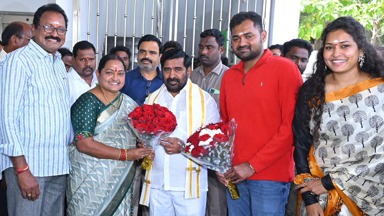 2024లో మరిన్ని వెలుగులు నిండాలి