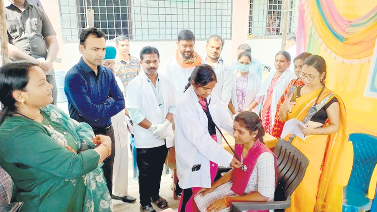 ఆడపిల్లల ఆరోగ్యంపై ప్రత్యేక దృష్టి