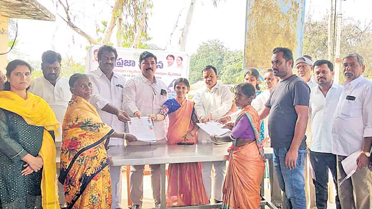 అర్హులందరికీ ‘గ్యారెంటీ’