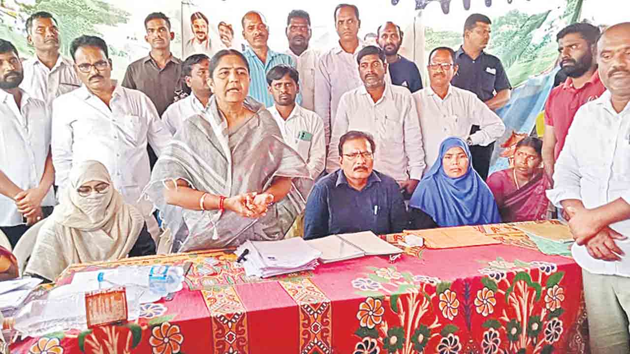 రైతుభరోసా ఇవ్వాలి