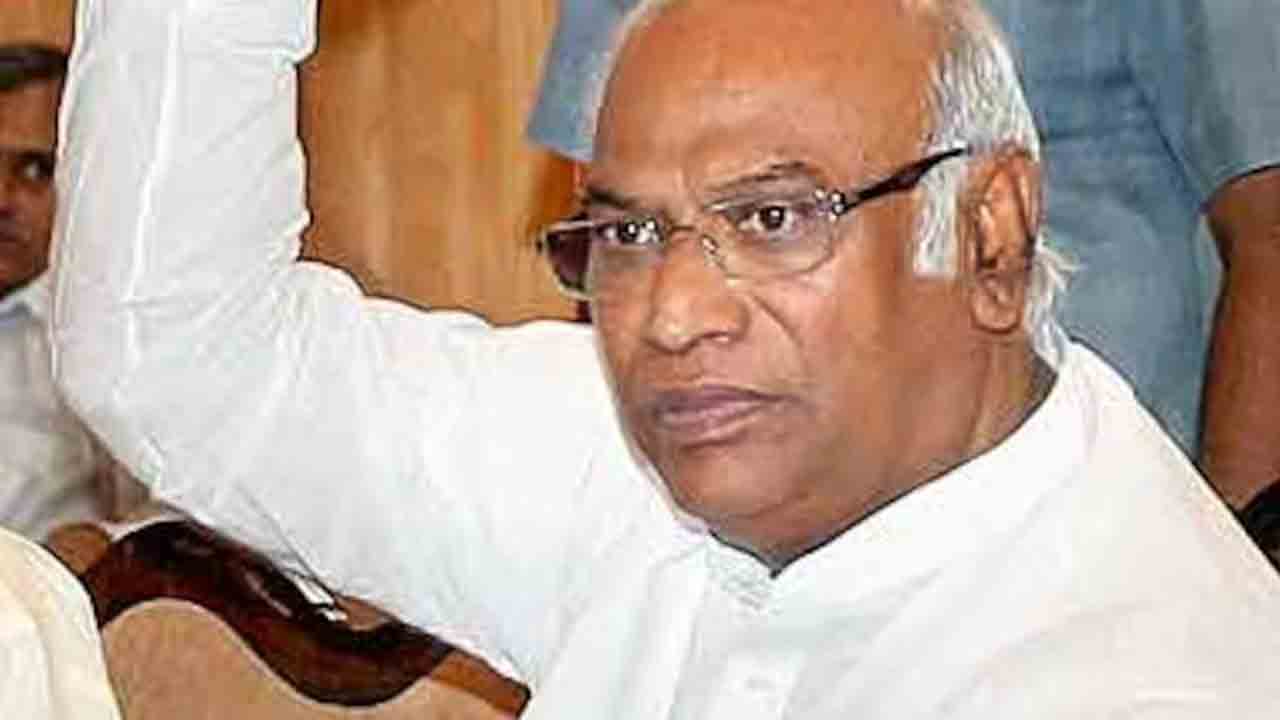 Mallikarjun Kharge | మత విశ్వాసాలను కించపర్చడం  మా ఉద్దేశం కాదు: ఖర్గే