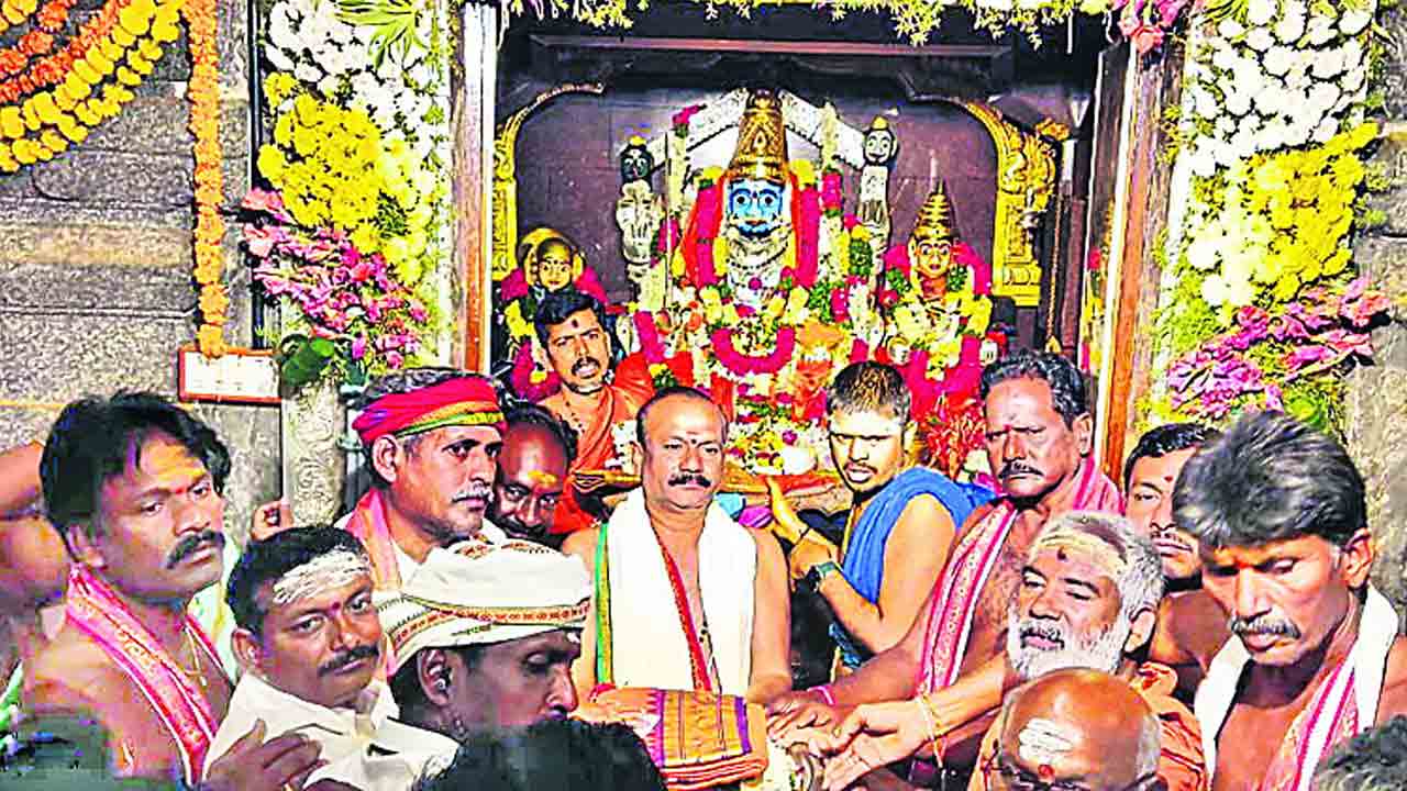 వైభవంగా మహాసంప్రోక్షణ