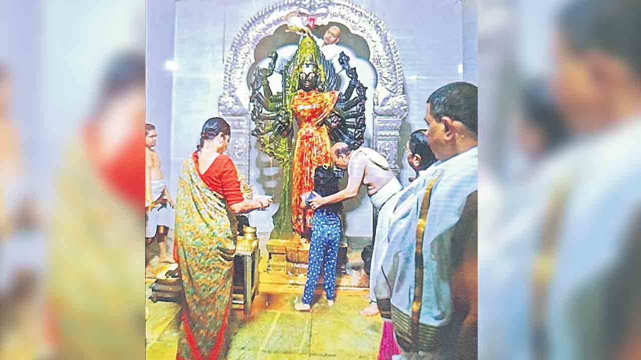 చాముండేశ్వరి ఆలయ వార్షికోత్సవాలు